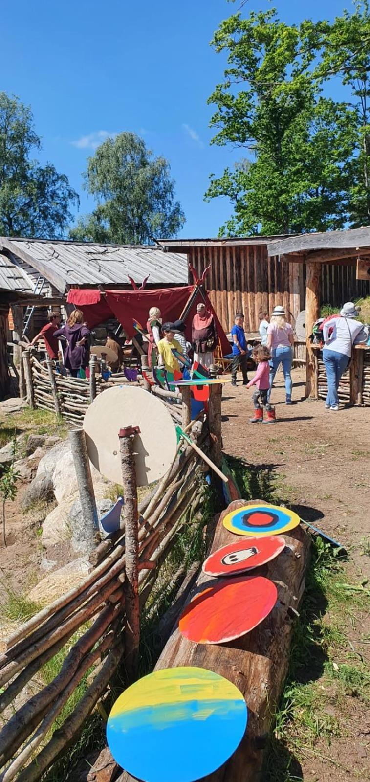Вилла Vittfarnas Vikingaby Sosdala Экстерьер фото